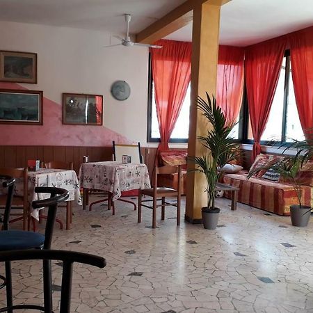 Hotel Rosa Ρίμινι Εξωτερικό φωτογραφία